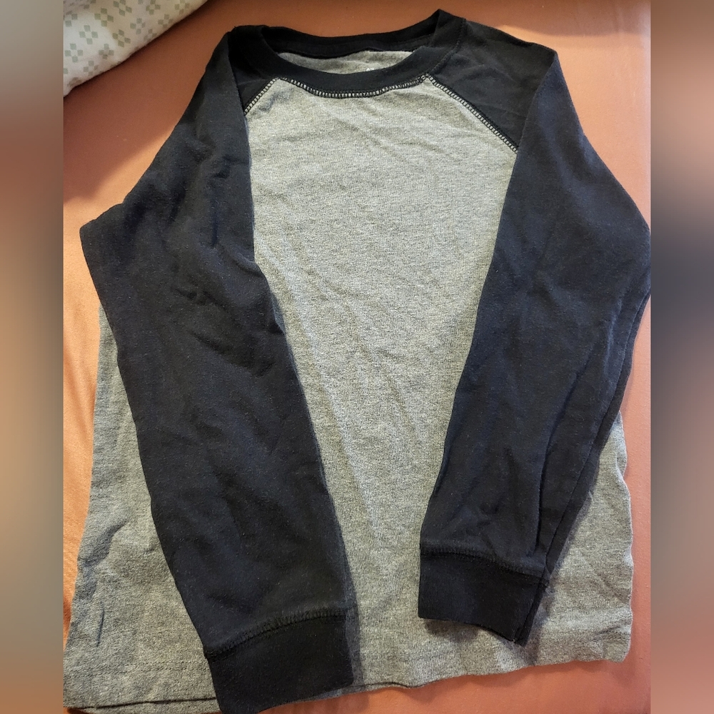 Cat & Jack Boys Toddler Long Sleeve Raglan Tshirt Size 5T